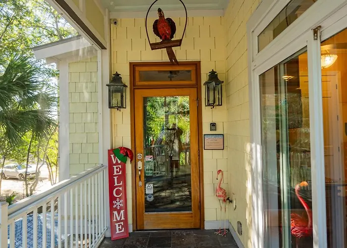 Water'S Edge Inn - Adults Only